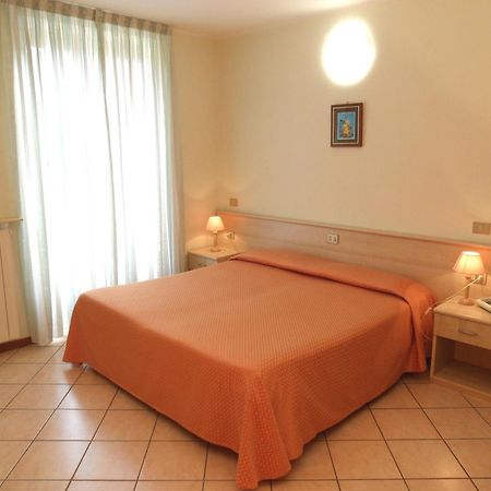 Casa Vacanze Touring Verbania Exteriér fotografie