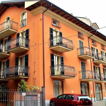 Casa Vacanze Touring Verbania Exteriér fotografie
