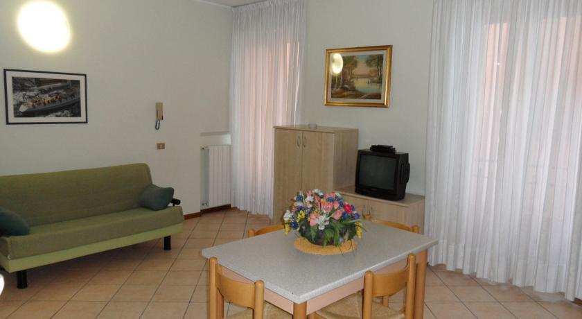 Casa Vacanze Touring Verbania Exteriér fotografie