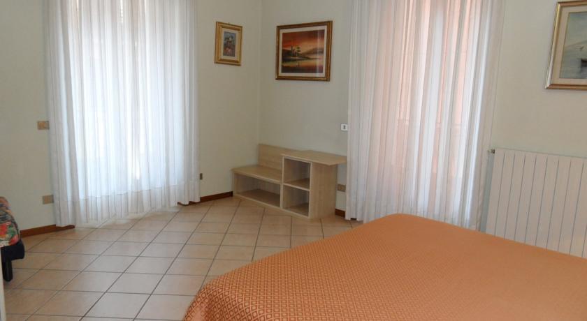Casa Vacanze Touring Verbania Exteriér fotografie