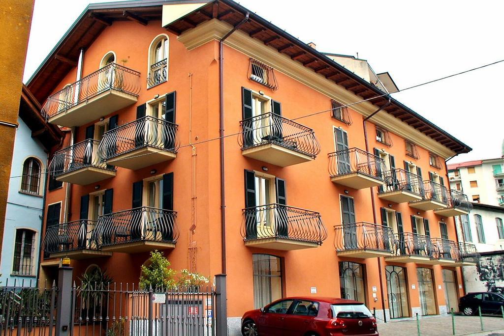 Casa Vacanze Touring Verbania Exteriér fotografie