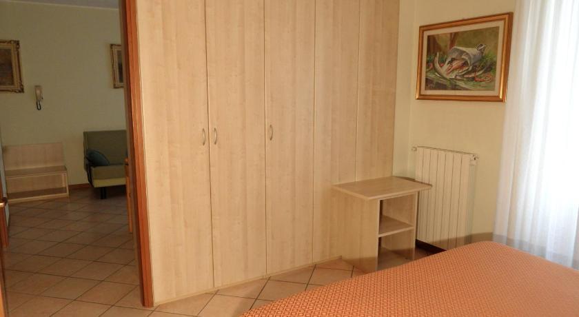 Casa Vacanze Touring Verbania Pokoj fotografie